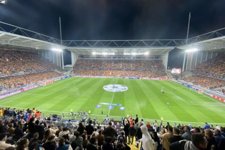 السلطات الفرنسية تحظر حضور جماهير إشبيلية أمام لانس بدوري الأبطال